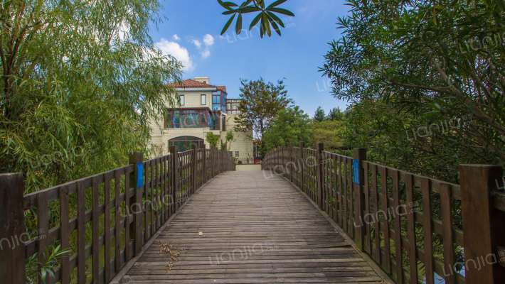 中锐龙湾1号外景图