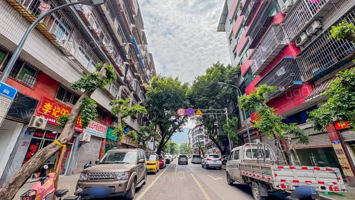 皮鞋城北一街53号外景图