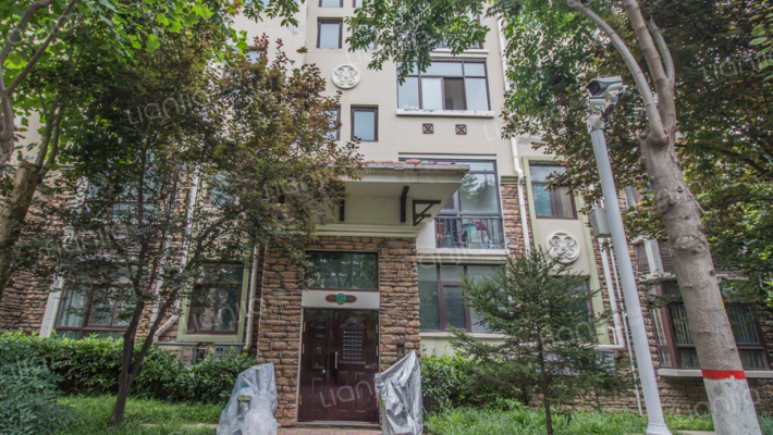 依云小镇外景图