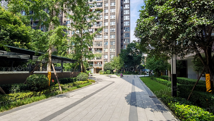 格林城市花园外景图