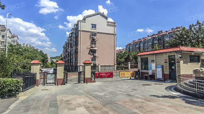 紫缘山庄外景图