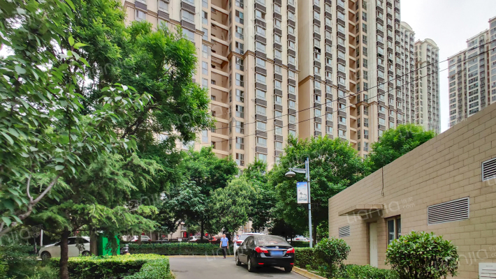 李家堡社区-南门外景图