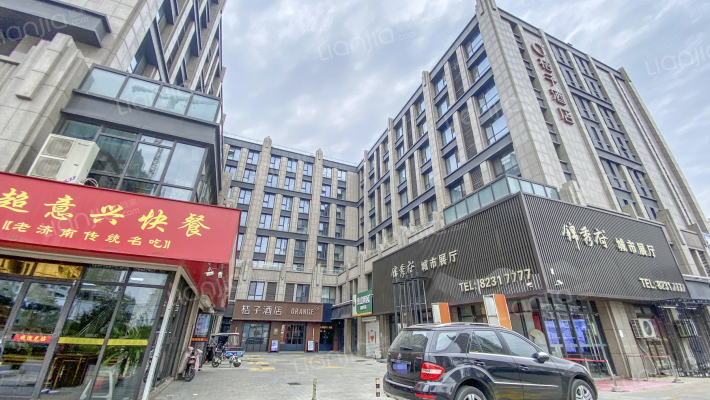 瑞驰万隆广场外景图