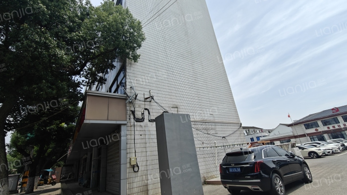 莘塔大街外景图