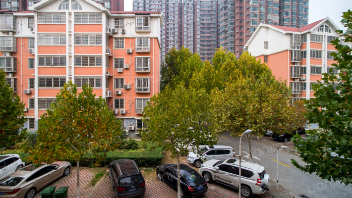 祭城26号院外景图