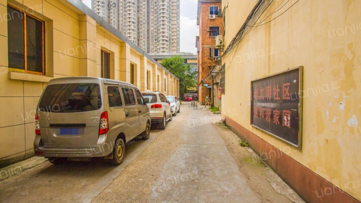 江西新华印刷厂住宅小区外景图