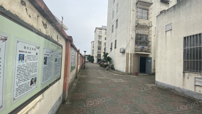 锦星家园外景图