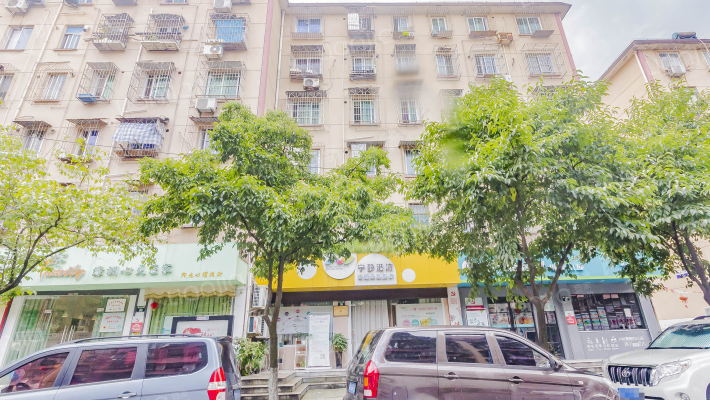 宁静港湾外景图