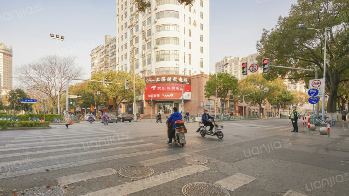 解放新村外景图