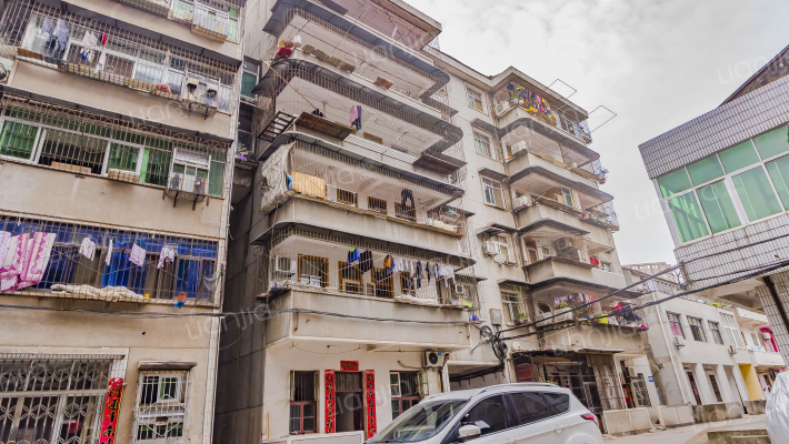 卫民巷44号院外景图