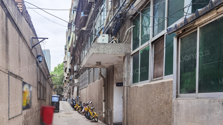 陕西消防总队家属院外景图