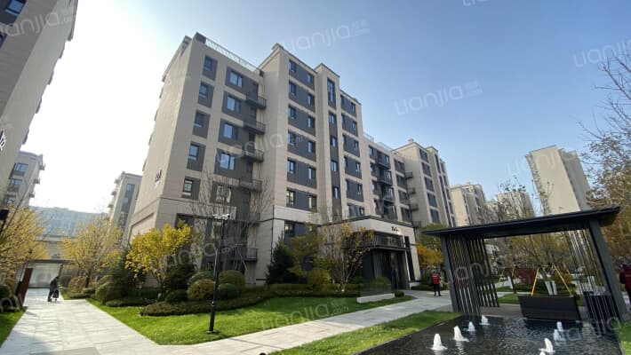 中海半山华府外景图