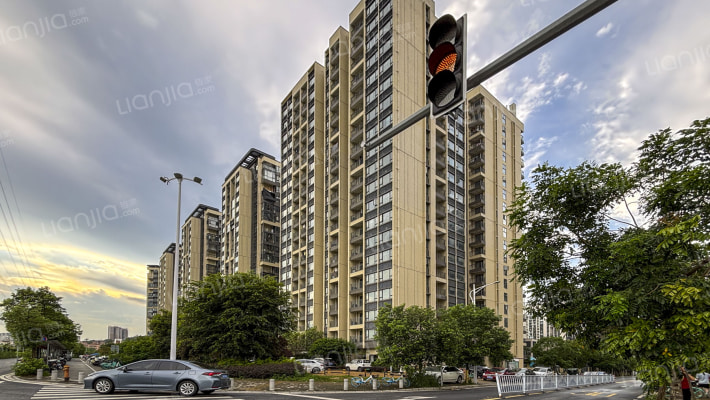 越秀臻悦府外景图