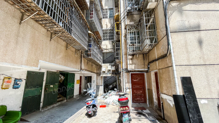 芙蓉中路二段151号外景图