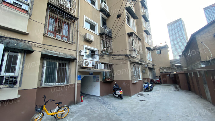 二商业局宿舍外景图