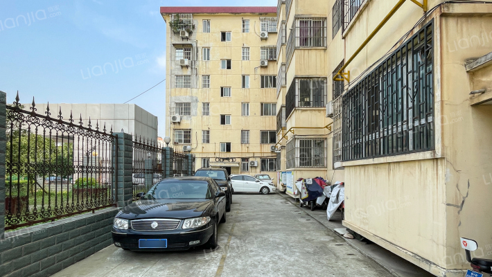 西安市救助管理站外景图