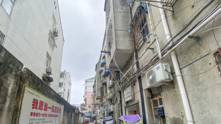 外贸大院外景图