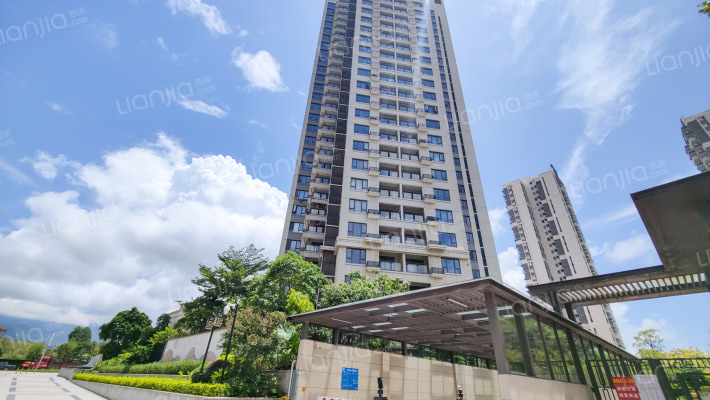 荣盛花语馨苑外景图