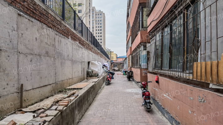 银华小区宿舍外景图