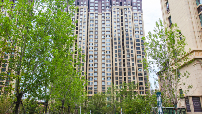 商都阜园外景图