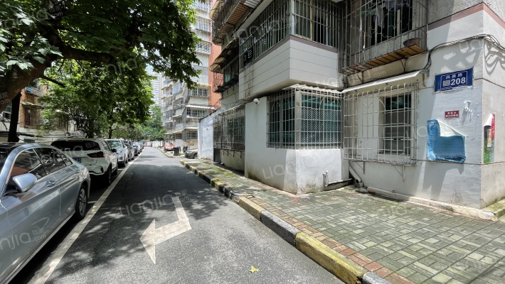 兴贵路208号外景图