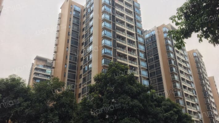 阳光海岸外景图