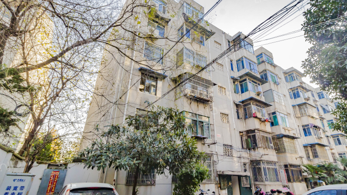 区政府宿舍外景图