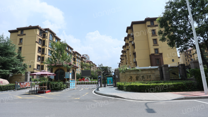 于家下河外景图