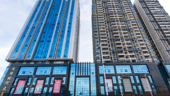 龙胜时代大厦外景图