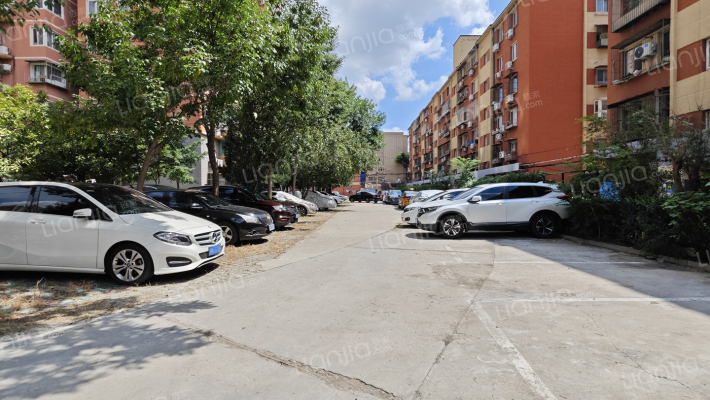 广安门外南街67号院外景图