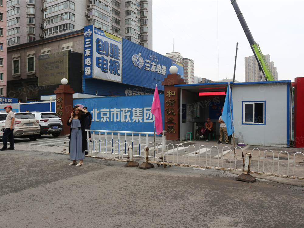 龙湖翡翠实景图