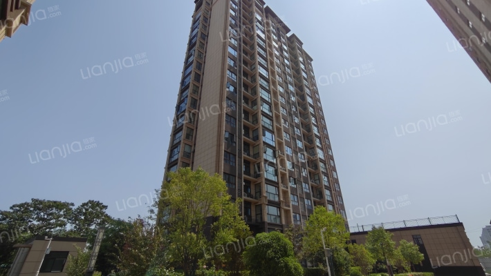 隆盛水木清华外景图