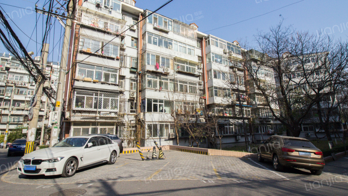 二里庄北里外景图