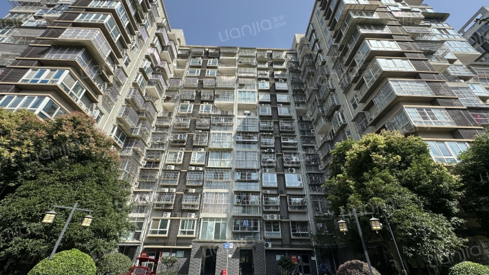 水都新城外景图