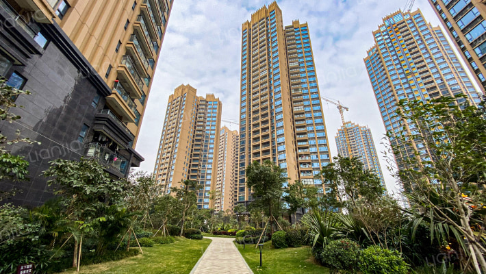 恒裕江山汇花园外景图