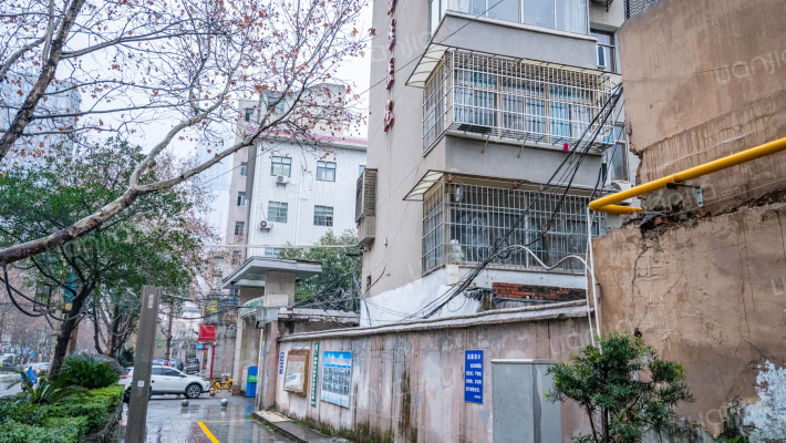 芙蓉区医院宿舍外景图