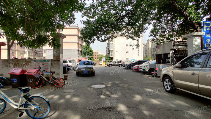 友城名居外景图