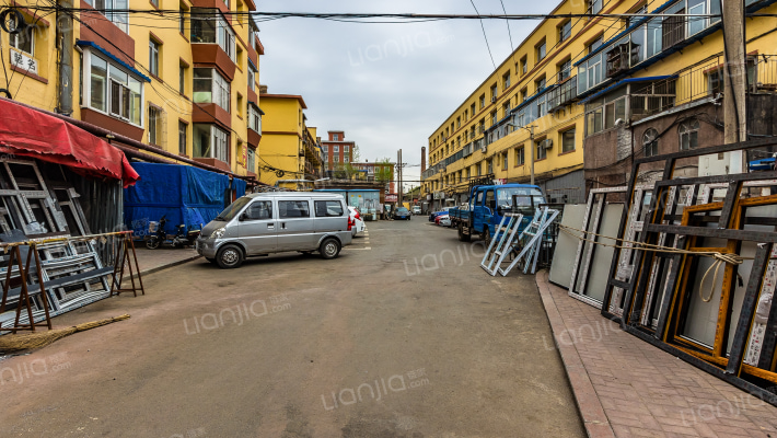 湖西小区外景图