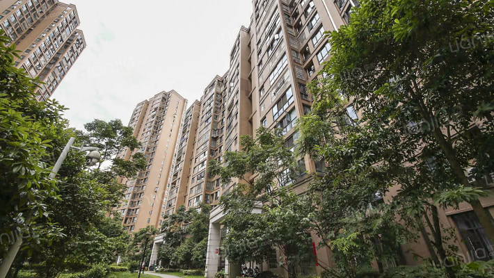 新盛珑璟台外景图