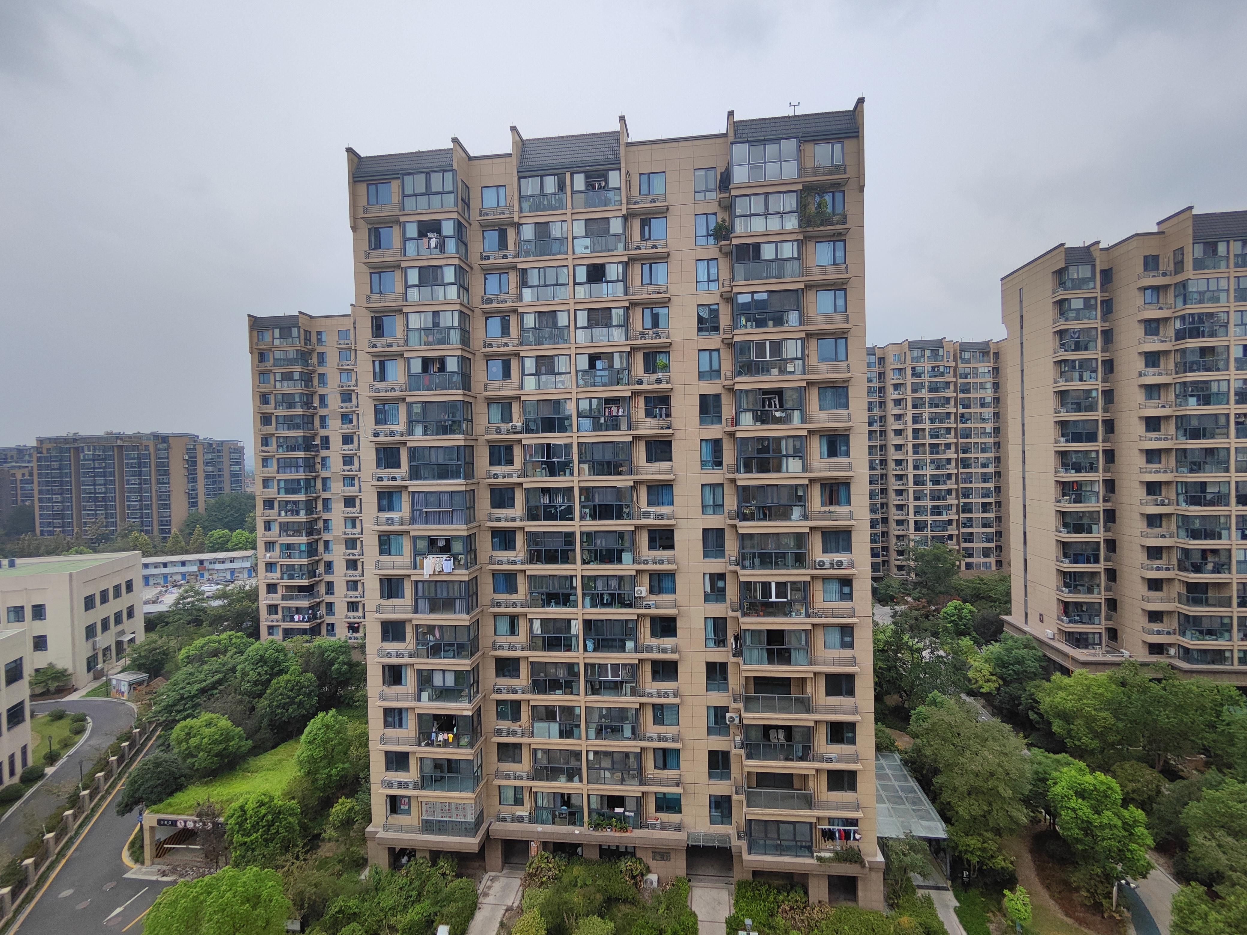 晟世黎明嘉苑小区实景 2