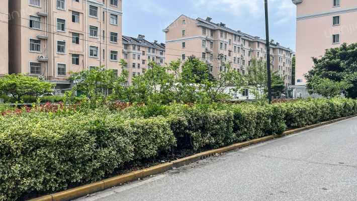 斗山花苑外景图