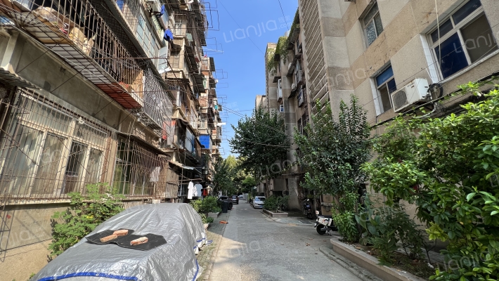 法院宿舍东苑外景图