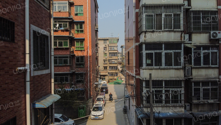 北何花园外景图