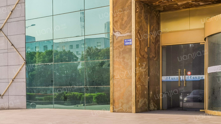 长江润发国际大厦外景图