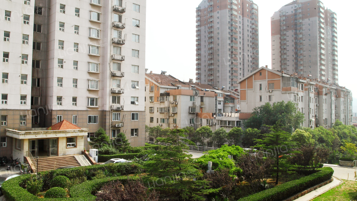 中创开元山庄外景图