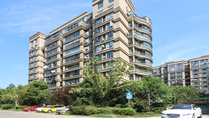 托乐嘉吉邻居外景图