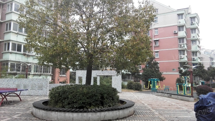 翠林山庄外景图