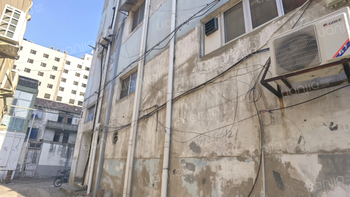 绮山路74弄33号外景图