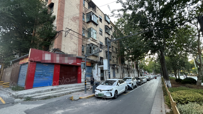 回收公司家属院外景图