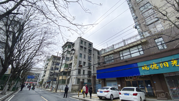 银莲路138号外景图